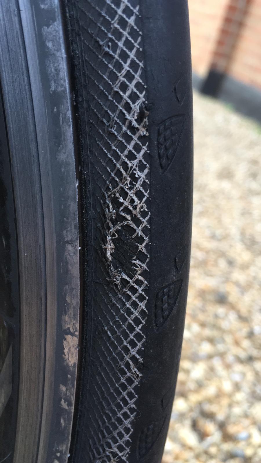 https://road.cc/wp-content/uploads/roadcc/Frayed Gatorskin.jpeg